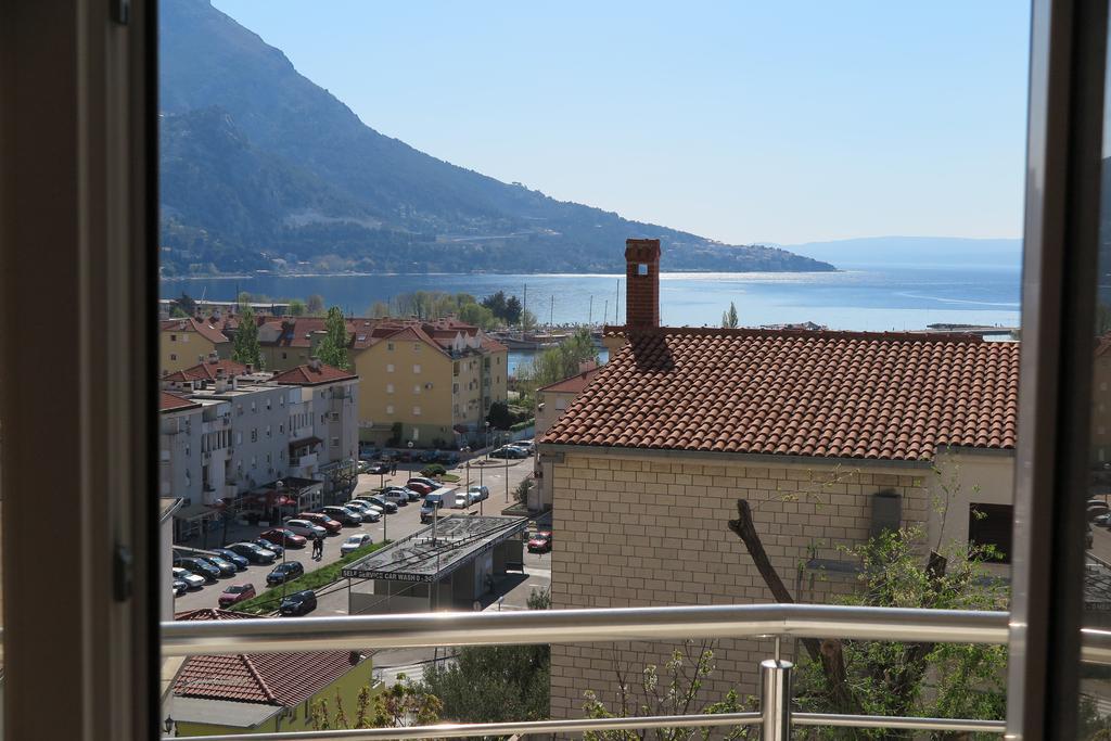 Apartments Kovacic Omis Exterior photo