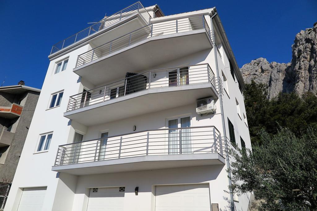 Apartments Kovacic Omis Exterior photo